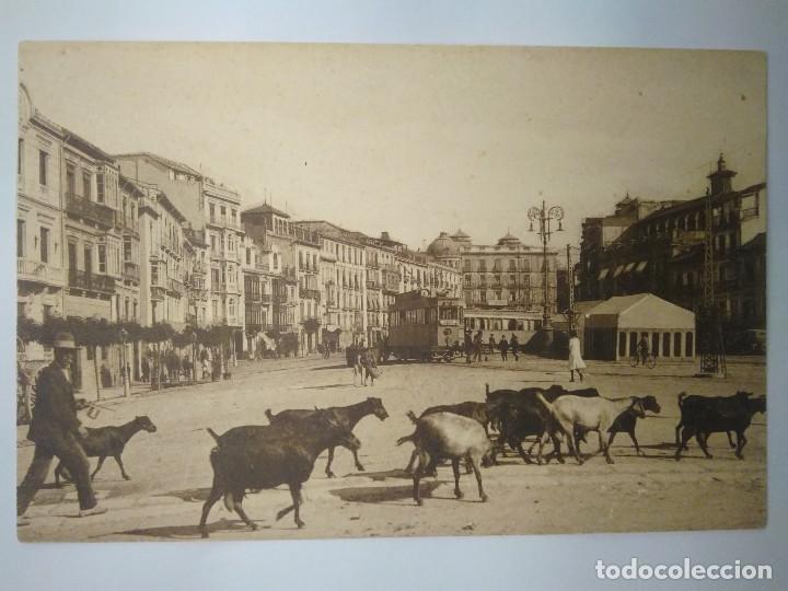 Postales: GRANADA.  EMBOVEDADO Y PUERTA REAL.  SIN CIRCULAR. - Foto 1