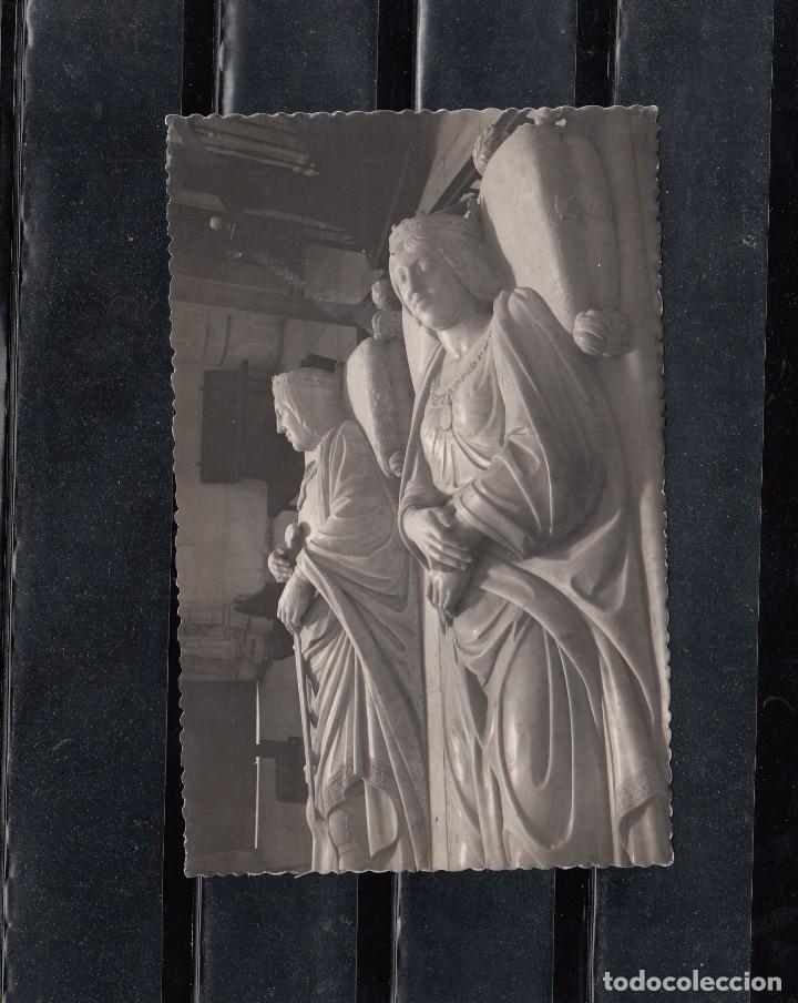 Postales: 124-GRANADA. CAPILLA REAL. ESTATUA YACENTES DE LOS REYES CAT&Oacute;LICOS