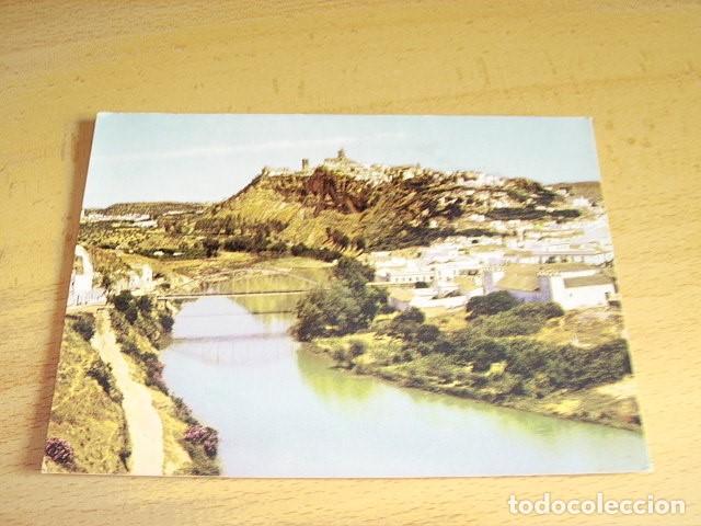 Postales: ARCOS DE LA FRONTERA  ( CADIZ ) RIO GUADALETE .VISTA PARCIAL Y CORTE