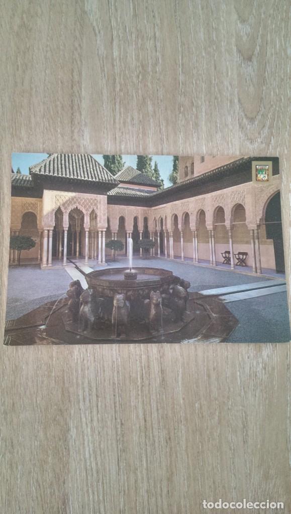 Postales: POSTAL &laquo;PATIO DE LOS LEONES. ALHAMBRA DE GRANADA&raquo;. MANUSCRITA.