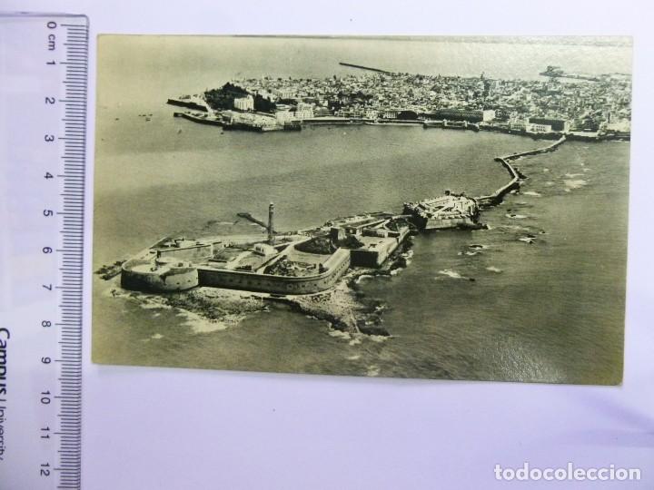 Postales: Lote de 2 postales Cadiz Castillo San Sebastian Ed Fournier Av Primo Rivera Ed Aisa