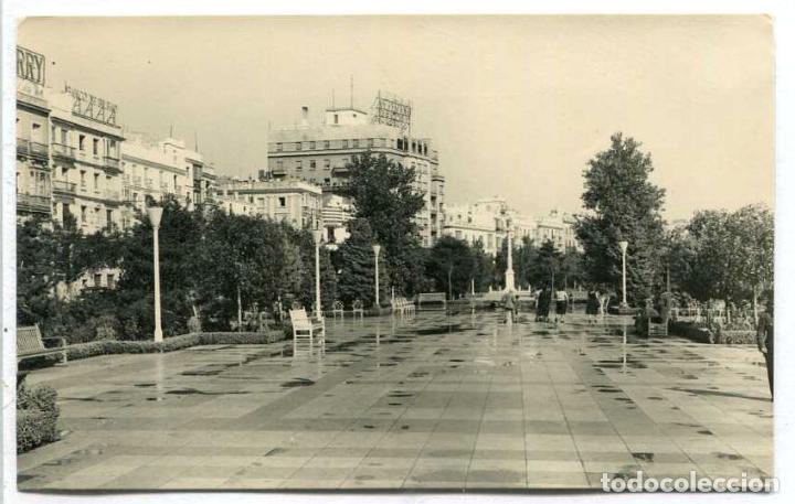 Postales: TARJETA POSTAL FOTOGRAFICA - CADIZ / AVENIDA RAMON DE CARRANZA