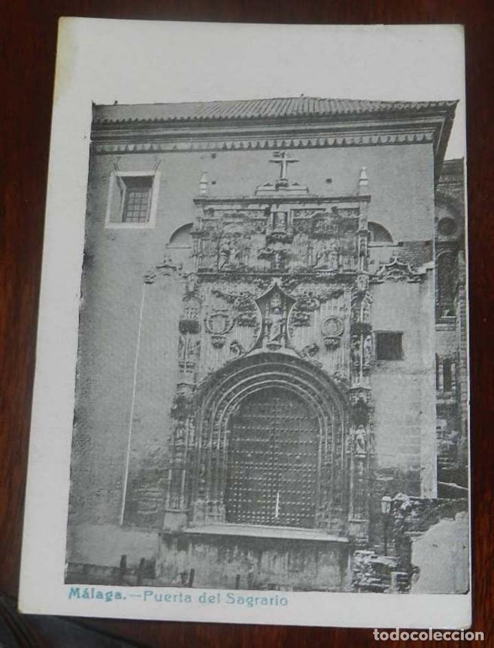 Postales: FOTO POSTAL DE MALAGA, PUERTA DEL SAGRARIO, REVERSO SIN DIVIDIR, NO CIRCULADA, NO PONE EDITORIAL.