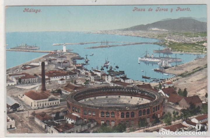 Postales: M&aacute;laga. Plaza de toros y puerto.  Purger 5848 Royal Malaga Bodega company Sin circular.