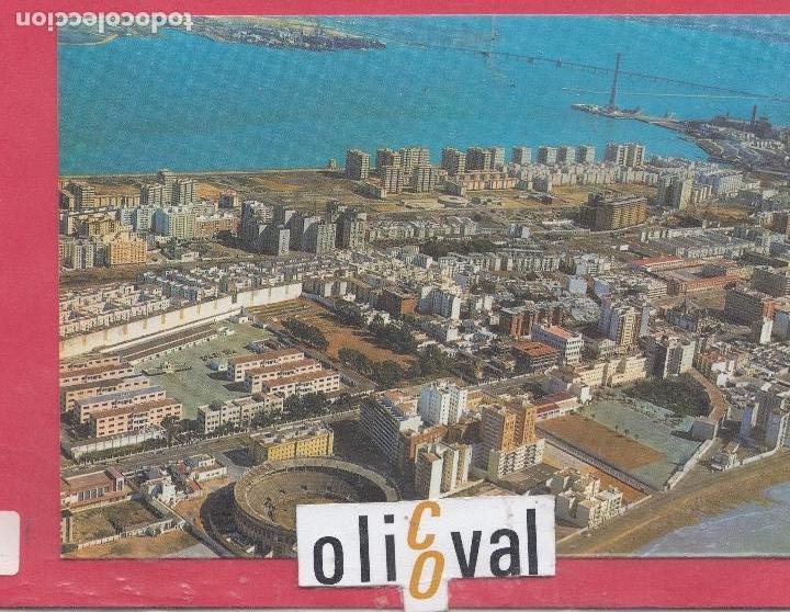 Postales: PLAZA DE TOROS  DE CADIZ  EN VISTA  AEREA GARCIA  GARBILLA PE02427