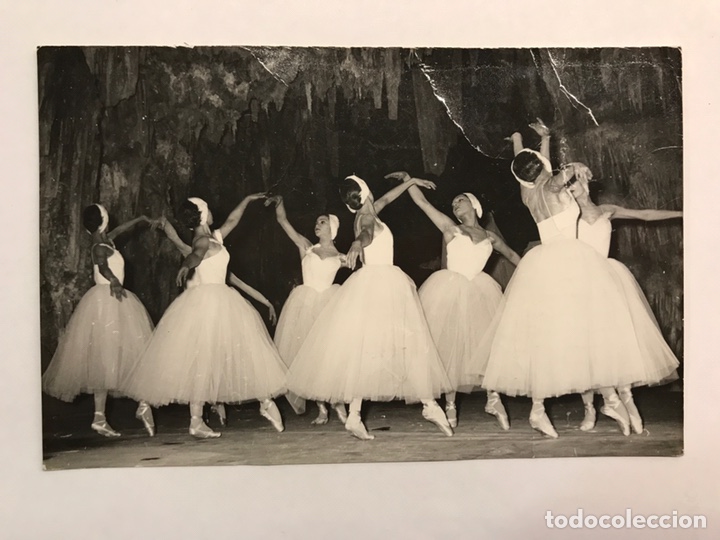 Postkarten: M&Aacute;LAGA. Postal Cueva de Nerja. actuacion del Ballet. La Tour de Paris Edita: FOTO GUERRERO