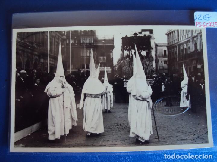 Postales: (PS-60725)POSTAL FOTOGRAFICA DE SEVILLA-COFRADIA DEL SILENCIO