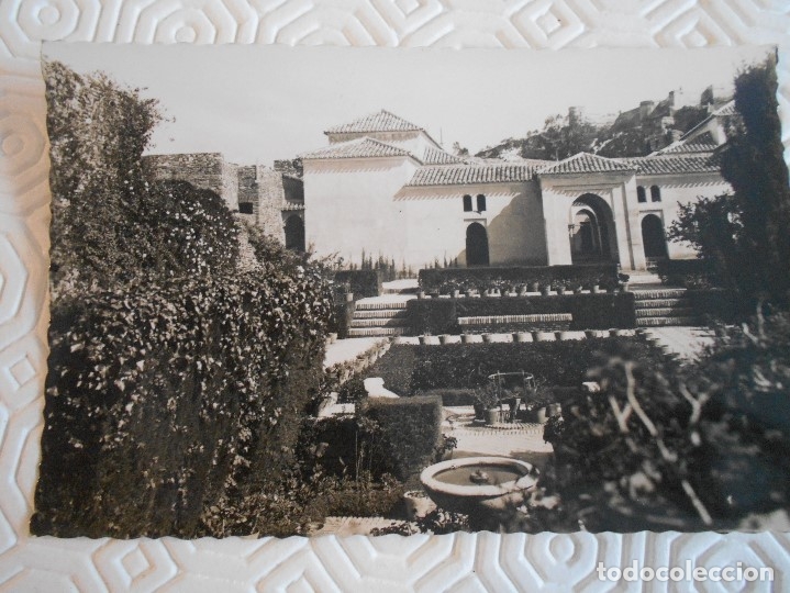 Postales: MALAGA. JARDINES DE LA ALCAZABA. EDICIONES ARRIBAS, MALAGA.