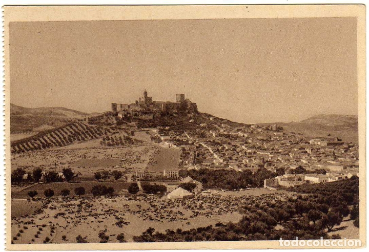 Postais: POSTAL ALCALA LA REAL (JAEN) VISTA PANORAMICA DE LA CIUDAD - EN PRIMER TERMINO, EL FERIAL DE GANADO