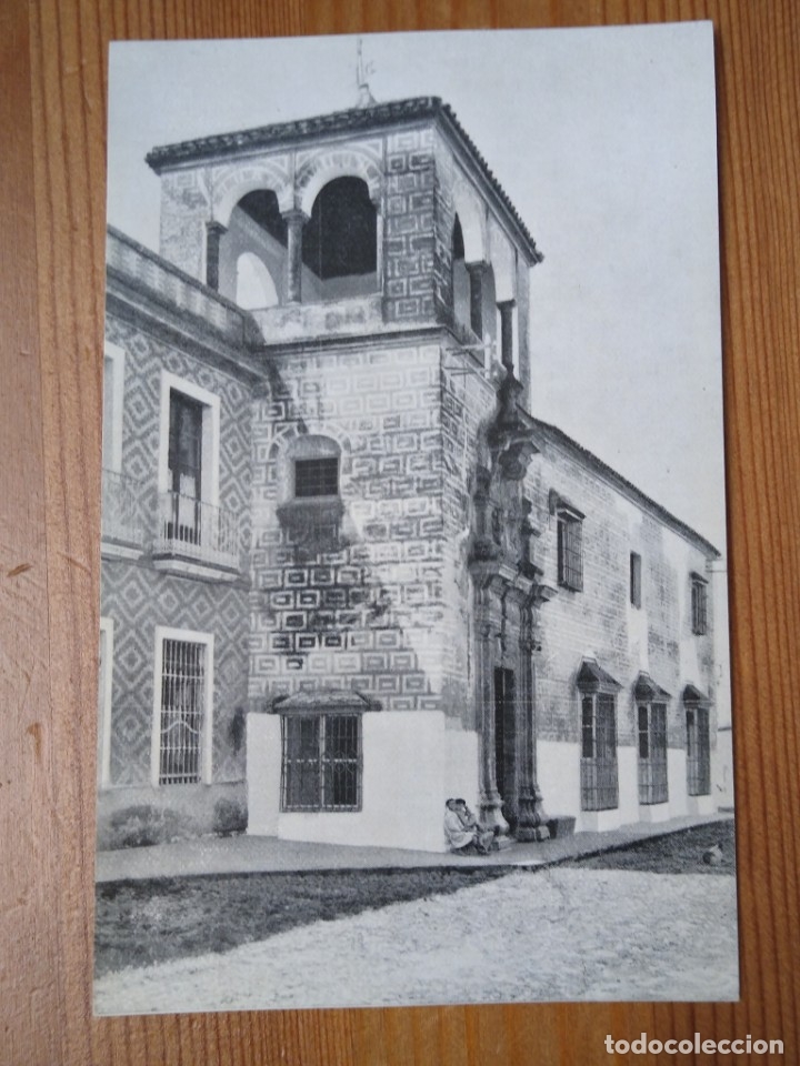 Postales: Lora del R&iacute;o. Casa de los Leones. Sin circular. - Foto 1