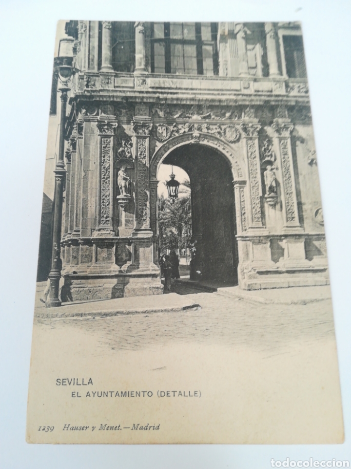 Postkarten: El Ayuntamiento de Sevilla (detalle del Arquillo). Hauser y Menet