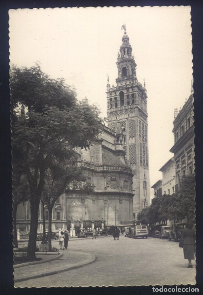 Postales: B-0075- SEVILLA. LA GIRALDA. - Foto 1