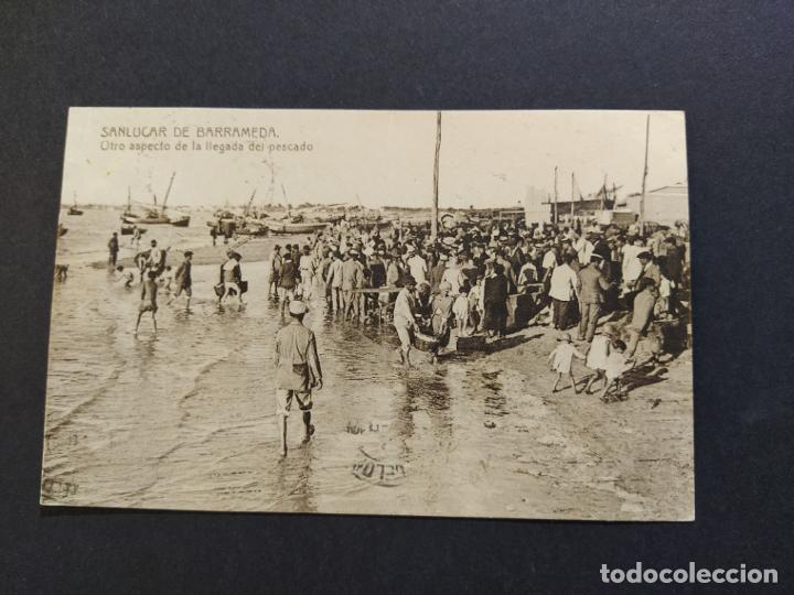 Postales: SANLUCAR DE BARRAMEDA-OTRO ASPECTO DE LA LLEGADA DEL PESCADO-THOMAS-POSTAL ANTIGUA-(64.720)