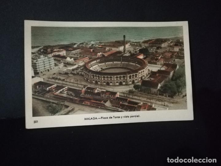 Postales: TARJETA POSTAL DE MALAGA. PLAZA DE TOROS Y VISTA PARCIAL. EDICIONES ARRIBAS.