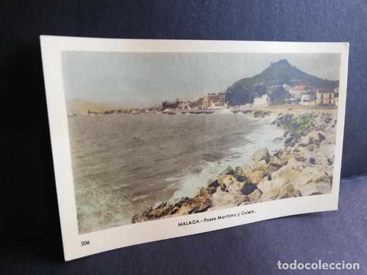 Postales: TARJETA POSTAL DE MALAGA. PASEO MARITIMO Y CALETA. EDICIONES ARRIBAS.