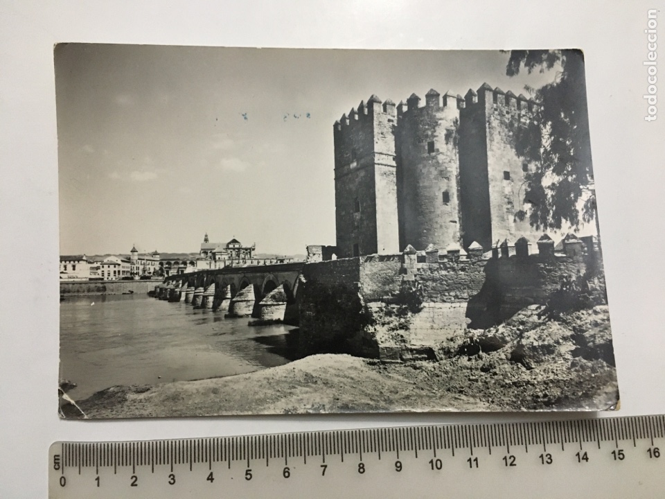 Postales: POSTAL. CORDOBA. PUENTE ROMANO Y MEZQUITA. LUBI. H. 1960?.