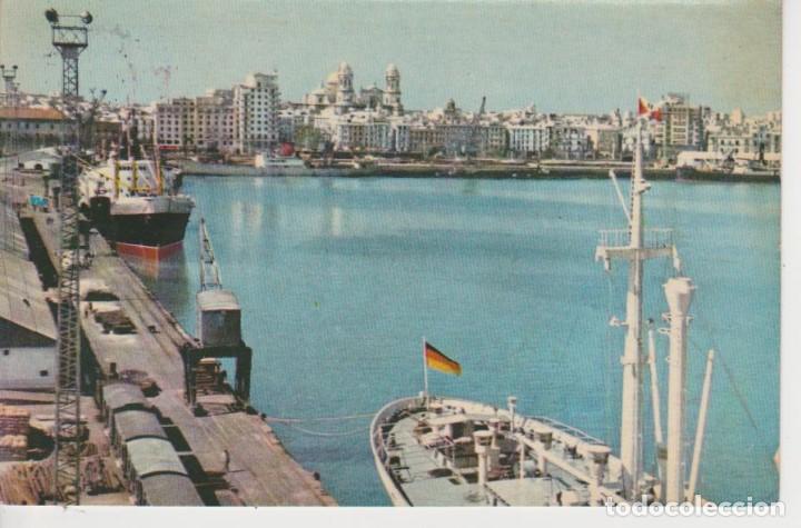 Postales: (102) CADIZ. PUERTO