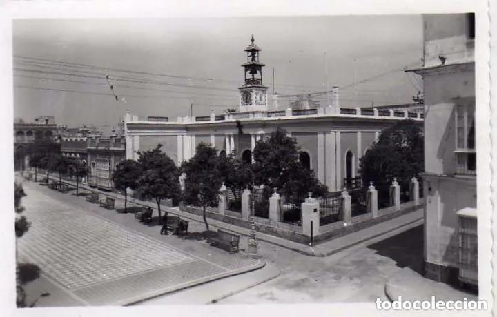 Postkarten: Puerto Real. 11 Plaza de Jes&uacute;s y Ayuntamiento. Ed Amaya. Escrita. Sin circular.