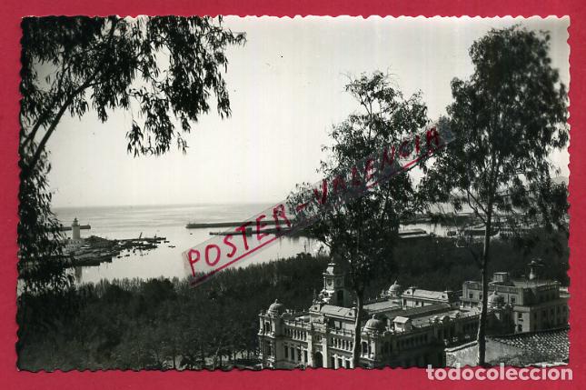 Postales: POSTAL MALAGA PUERTO DESDE LA HOSTERIA , ORIGINAL P89558