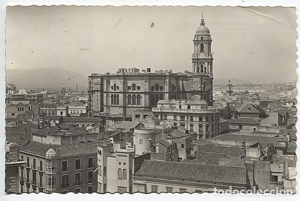 Postales: X123486 ANDALUCIA COSTA DEL SOL MALAGA CATEDRAL Y VISTA PARCIAL
