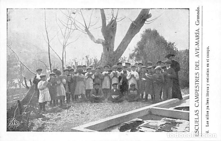 Postales: GRANADA.-ESCUELAS CAMPESTRES DEL AVE MARIA- LOS NI&Ntilde;OS YA LEEN LIBROS Y ESTUDIAN EN EL CAMPO