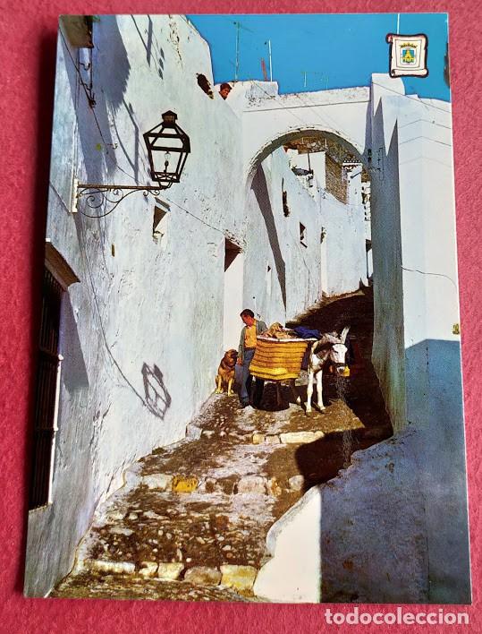 Postales: Tarjeta Postal de ARCOS DE LA FRONTERA (Cadiz) Calle Valderrama Ed. Pergamino