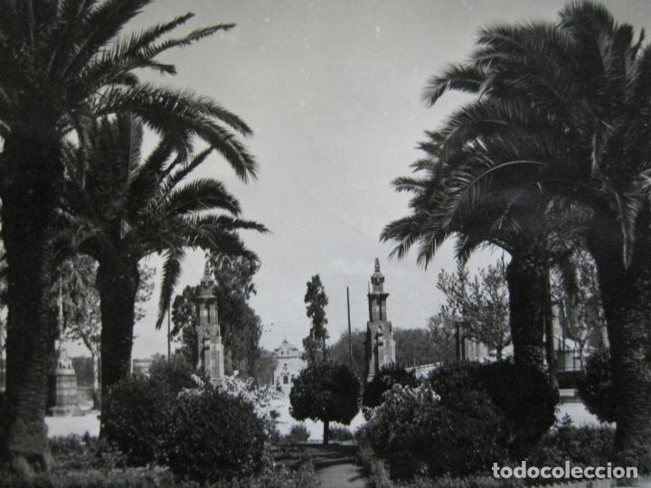 Postales: LINARES-GLORIETA DE AMERICA-EDICIONES ARRIBAS-1102-POSTAL ANTIGUA-(70.524)