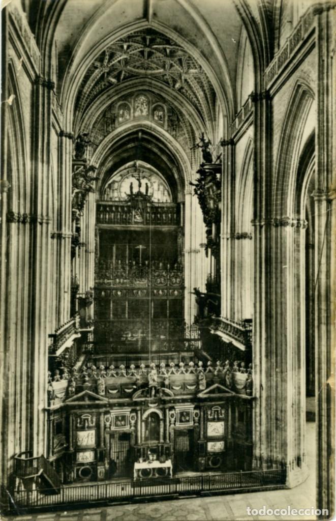 Postales: N&ordm; 21-SEVILLA. Catedral: Coro. Escrita en 1960. Ed. HELIOTOP&Iacute;A ART&Iacute;STICA ESPA&Ntilde;OLA