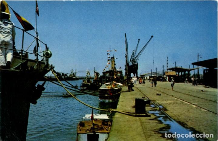 Postales: N&ordm; 2.001-HUELVA. El puerto. Escrita en 1961. Ed. EDICIONES ARRIBAS