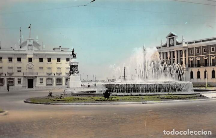 Postales: C&Aacute;DIZ.- ADUANA. COMPA&Ntilde;IA MAR&Iacute;TIMA, FUENTE LUMINOSA