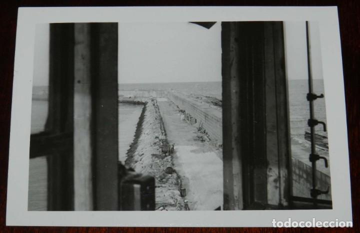 Postales: FOTOGRAFIA DEL PUERTO DE CADIZ, A&Ntilde;O 1958, FOTO MALET, MIDE 10,5 X 8 CMS.