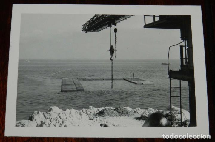 Postales: FOTOGRAFIA DEL PUERTO DE CADIZ, A&Ntilde;O 1958, FOTO MALET, MIDE 10,5 X 8 CMS.