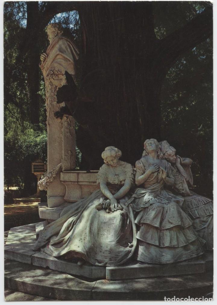 Postales: N&ordm; 136-SEVILLA. Parque Mar&iacute;a Luisa. Escrita en 1965. EDICIONES RO-FOTO