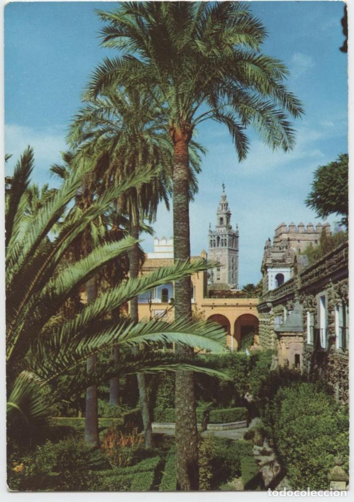 Postales: N&ordm; 306-SEVILLA.Jardines del Alc&aacute;zar y Giralda. Escrita en 1962. Ed. FOTOCOLOR FERRANDIZ