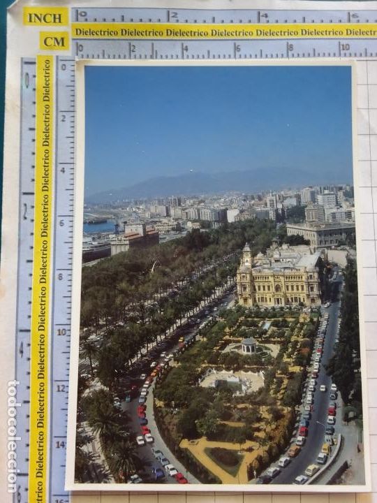 Postcards: POSTAL DE M&Aacute;LAGA. A&Ntilde;OS 80. VISTA DEL AYUNTAMIENTO Y PARQUE. AREA TURISMO. 2435