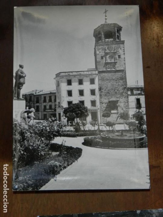 Postales: FOTO POSTAL DE UBEDA, TORRE DEL RELOJ EN LA PLAZA DEL GENERAL SARO, N.6, ED. SICILIA, NO CIRCULADA,