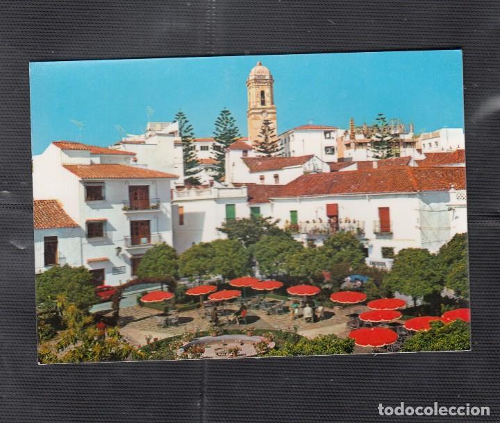 Postales: 1.- ESTEPONA. PLAZA DE JOSE ANTONIO. VISTA GENERAL