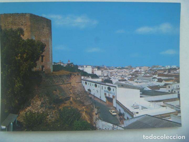 Postales: POSTAL DE SANLUCAR DE BARRAMEDA ( CADIZ ) : CASTILLO DE SANTIAGO Y VISTA PARCIAL . A&Ntilde;OS 60