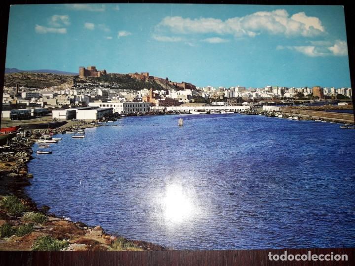 Postales: N&ordm; 40947 POSTAL ALMERIA VISTA GENERAL Y PUERTO PESQUERO