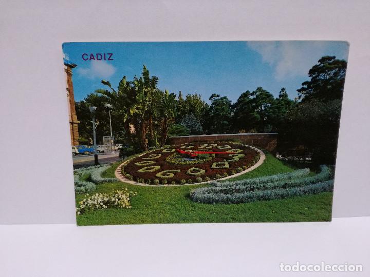 Postales: POSTAL N&ordm; 101 - ANDALUCIA - CADIZ, RELOJ FLORAL, PLAZA DE ESPA&Ntilde;A - ED. ARRIBAS 1976