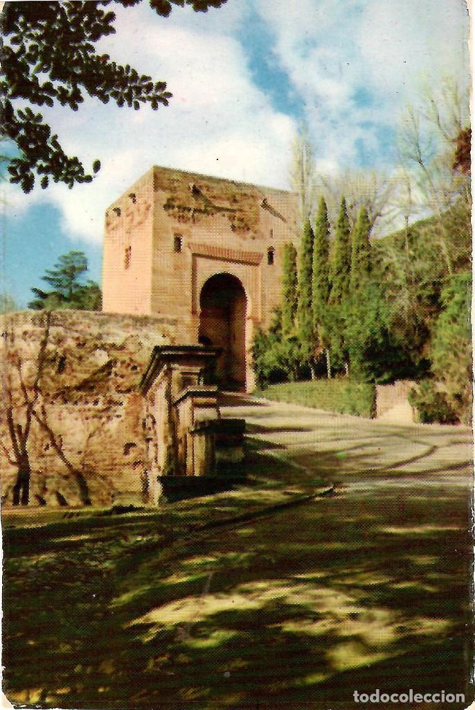Postales: N&ordm; 2-GRANADA. Alhambra. Puerta de la Justicia. Circulada en 1957. EDITORIAL PADRE SU&Aacute;REZ