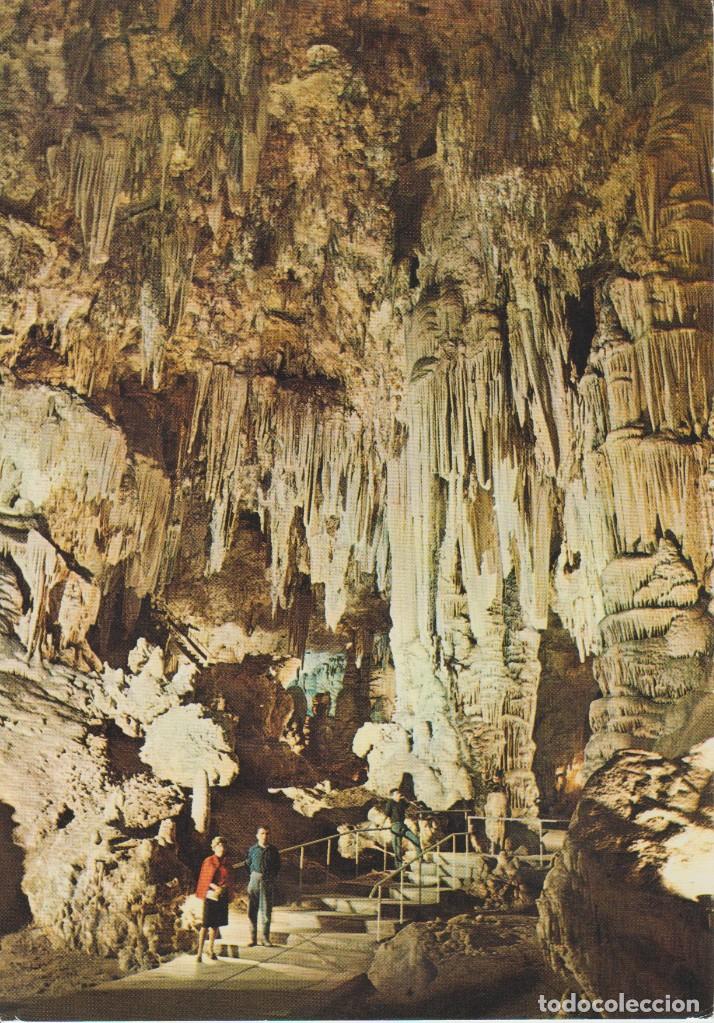 Postales: (3) CUEVA DE NERJA . SALA DE LOS FANTASMAS ... SIN CIRCULAR