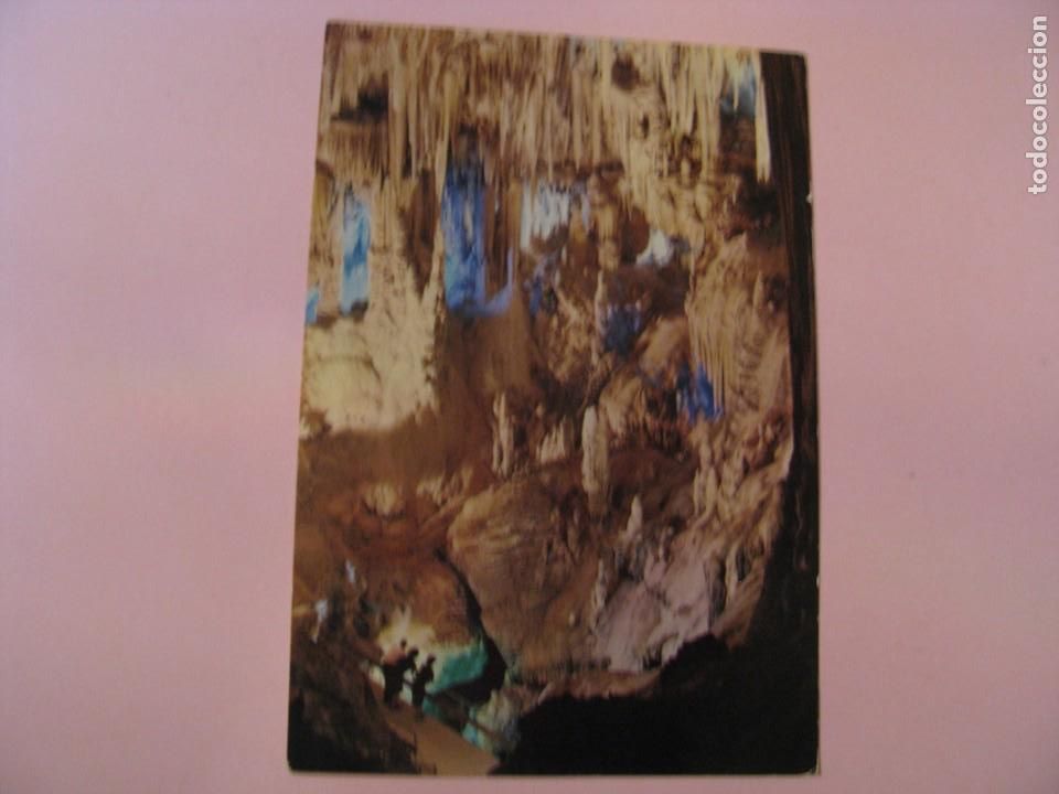 Postales: POSTAL DE CUEVA DE NERJA. ENTRADA A LAS GALERIAS ALTAS. ED. FOURNIER. 1964.