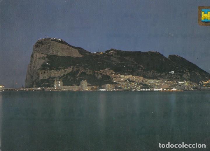 Postales: LA LINEA DE LA CONCEPCI&Oacute;N. VISTA NOCTURNA DE GIBRALTAR.