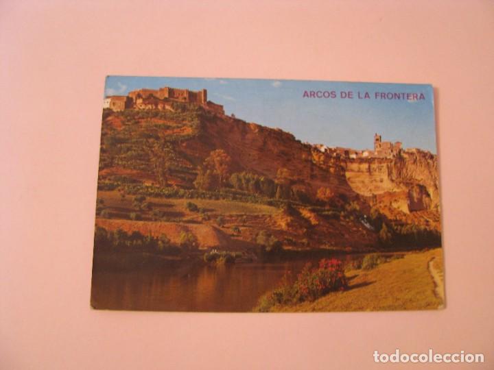 Postales: POSTAL DE ARCOS DE LA FRONTERA. VISTA PARCIAL. ARRIBAS. ESCRITA.