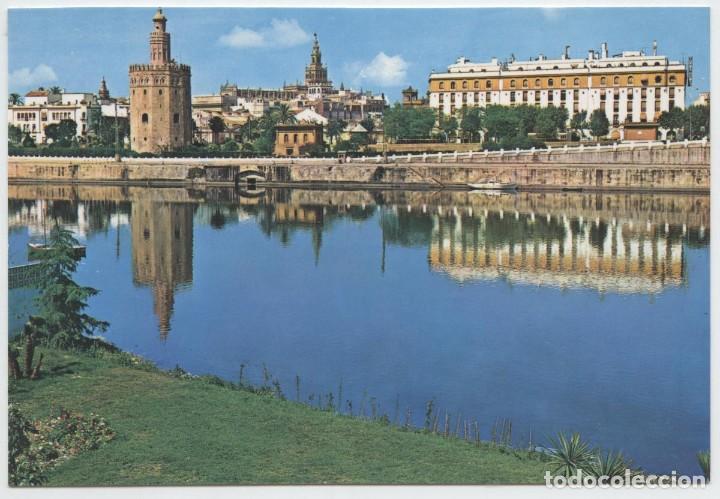 Postales: N&ordm; 114-SEVILLA. R&iacute;o Guadalquivir y vista parcial. Sin circular. EDICIONES ARRIBAS