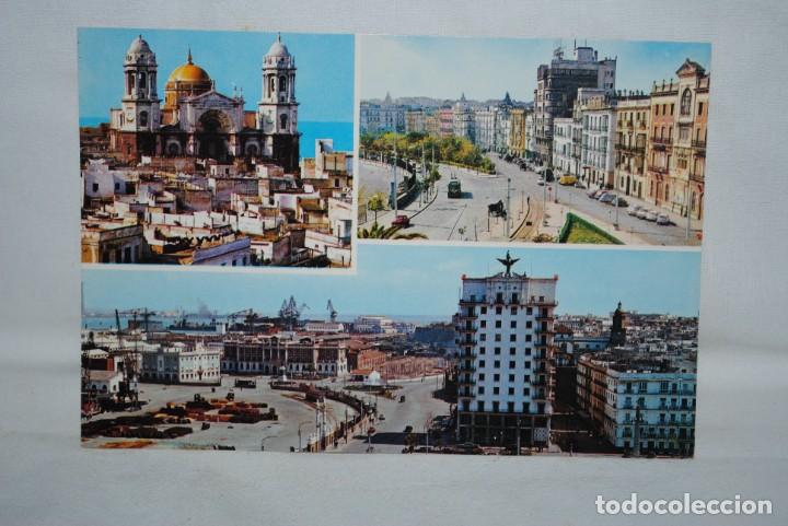 Postales: CADIZ , 3 VISTAS DE LA CIUDAD .