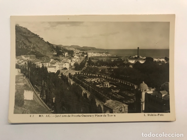 Postales: MALAGA, Postal Jardines de Puerta Oscura y Plaza de Toros. Edic., foto L. Roisin (h.1940?) S/C
