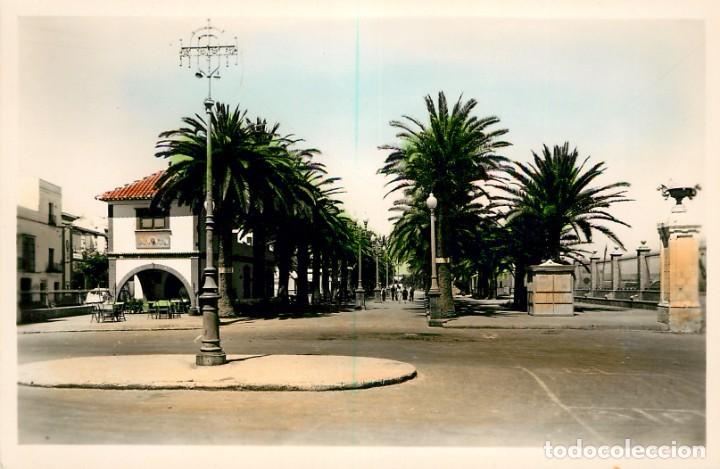 Postkarten: ea642 Puerto De Santa Maria - Parque Calderon Detalle Del Paseo - Sin Editor N&ordm;36