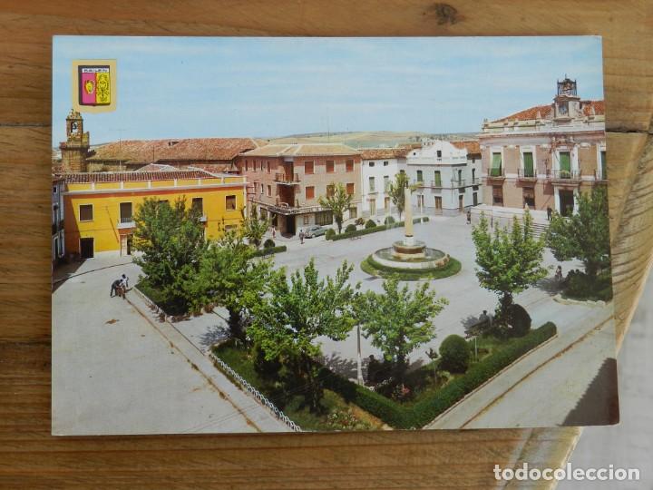 Postales: FOTO POSTAL DE BAILEN, JAEN, PLAZA DE JOSE ANTONIO, N.3, ED. FISA, NO CIRCULADA.